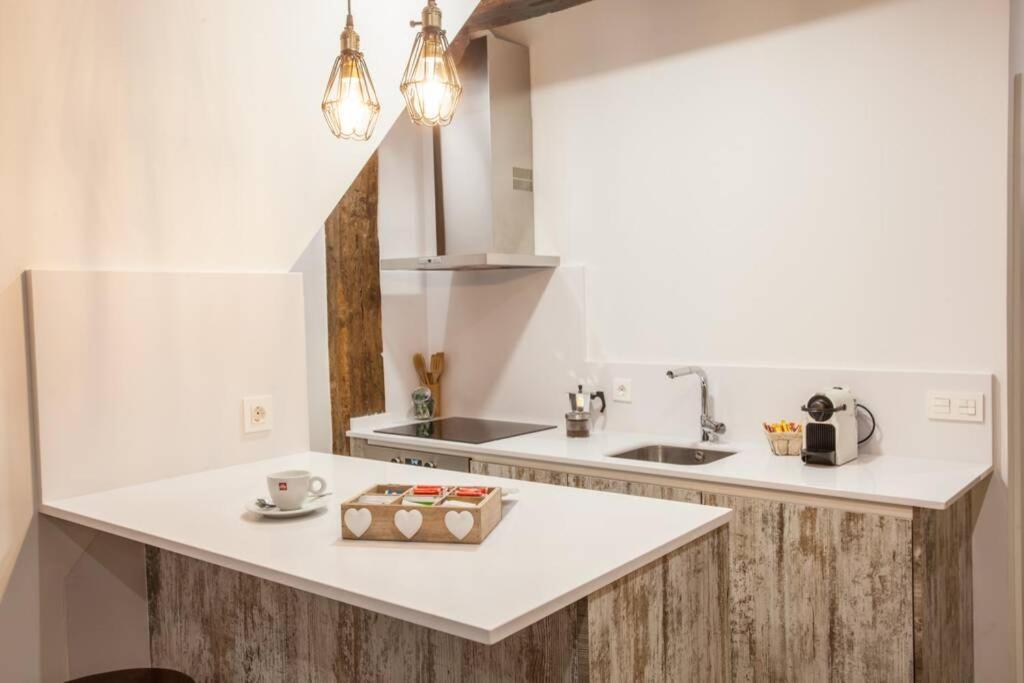Bonito Apartamento, Nuevo Y En El Casco Viejo!!! Lejlighed Bilbao Eksteriør billede
