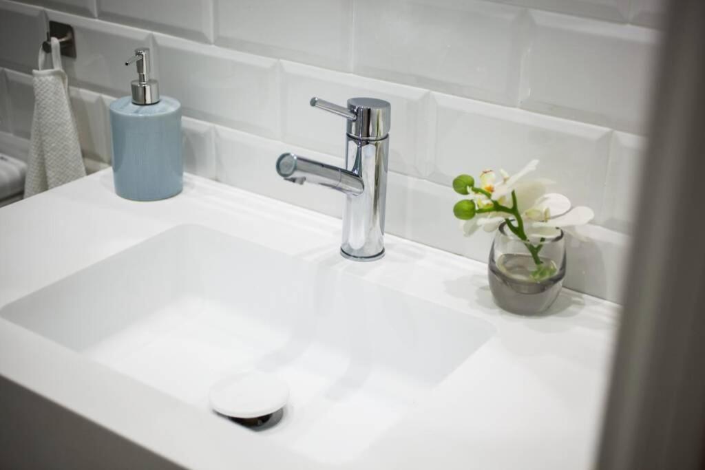 Bonito Apartamento, Nuevo Y En El Casco Viejo!!! Lejlighed Bilbao Eksteriør billede